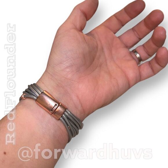 Silver Strand Vegan Leather and Rose Gold Metal Bracelet with Magnetic Clasp - Picture 3 of 8